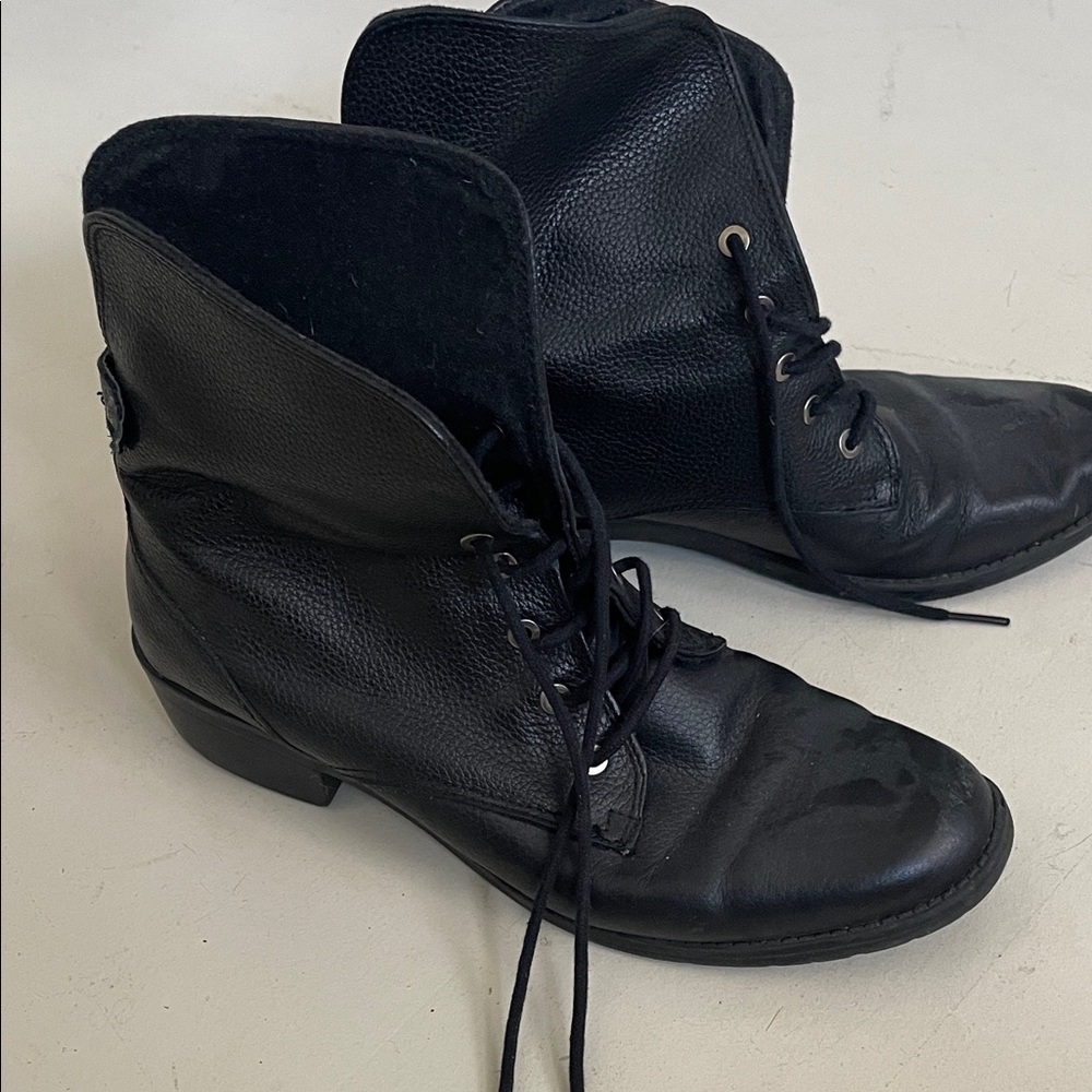 Anne Klein Black Leather Footwear